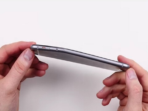 Apple bị kiện về những vấn đề phần cứng lỗi TouchScreen của iPhone 6