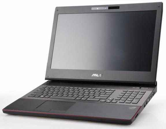 Laptop ROG Series G74SX của Asus bán tại Châu Âu
