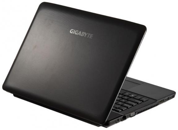 Gigabyte sẵn sàng laptop 15.6-inch Q2532C