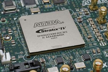 Intel chi 16.7 tỉ USD mua lại Altera , nhà sản xuất FPGA