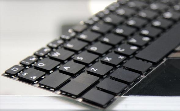 “Modern Keyboard” của Microsoft tích hợp cảm biến vân tay