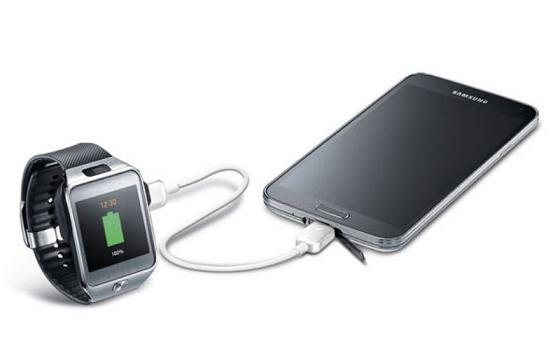 Cáp Samsung Power Sharing cho phép dùng thiết bị Galaxy như là Pin dự phòng