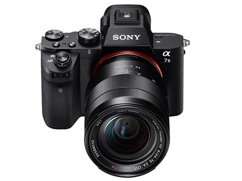 Máy ảnh Sony a77II Full-Frame đầu tiên trang bị công nghệ ổn định 5 trục