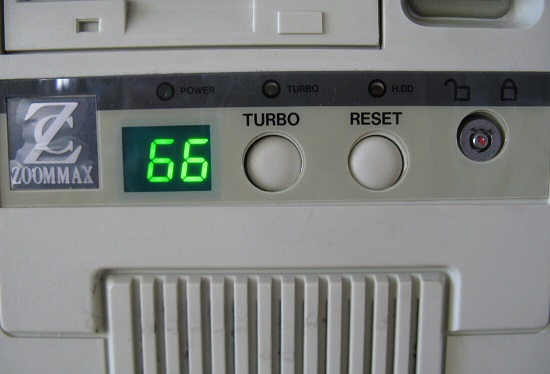 Nút “Turbo” trong những máy tính trước kia có nhiệm vụ gì ?